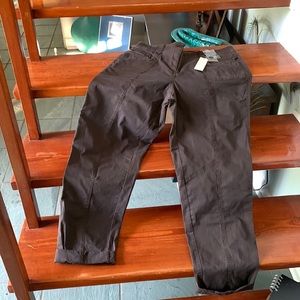 Chico’s so slimming cotton pants, nwt